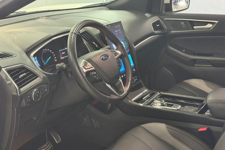 Used Ford Edge 2020 EcoBoost 245 2WD ST-Line 5-seater Interior 2