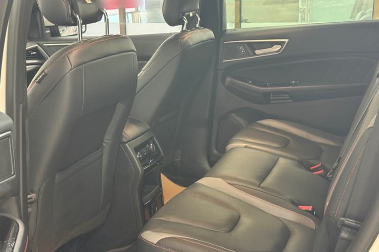 Used Ford Edge 2020 EcoBoost 245 2WD ST-Line 5-seater Interior 3