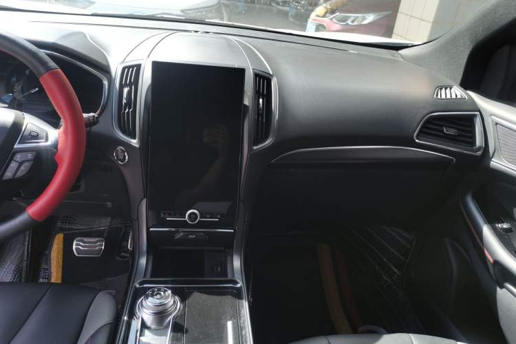 Used Ford Edge 2020 EcoBoost 245 2WD ST-Line 5-seater Interior 7