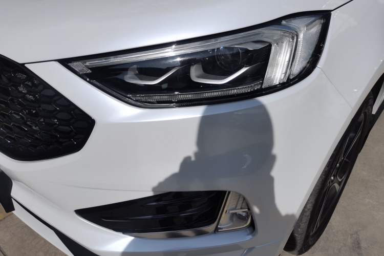 Used Ford Edge 2020 EcoBoost 245 2WD ST-Line 5-seater Left Front Headlight