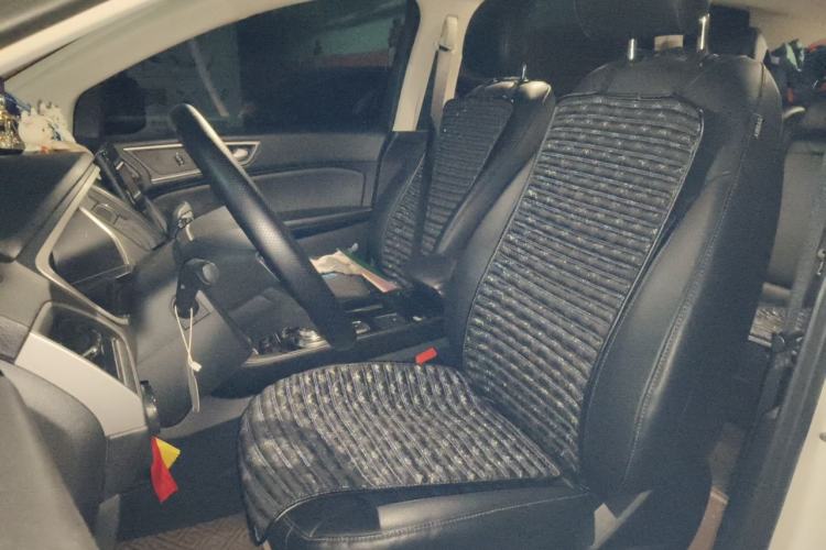 Used Ford Edge 2020 EcoBoost 245 Two-Wheel-Drive Platinum Edition 7-Seater Left Front Seat