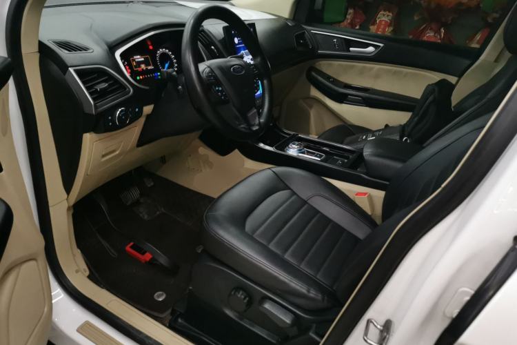 Used Ford Edge 2020 EcoBoost 245 Two-Wheel-Drive Titanium 5-Seater Left Front Seat