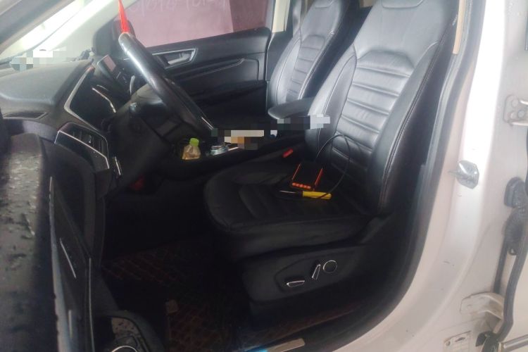 Used Ford Edge 2020 EcoBoost 245 Two-Wheel Drive Titanium 7-Seater Left Front Seat