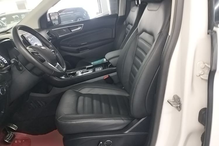 Used Ford Edge 2020 EcoBoost 245 Two-Wheel Drive Titanium 7-Seater Left Front Seat