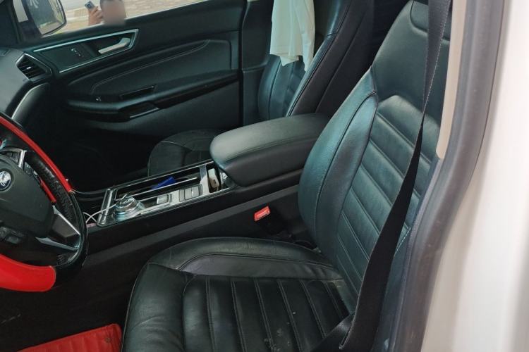 Used Ford Edge 2020 EcoBoost 245 Two-Wheel Drive Titanium 7-Seater Left Front Seat