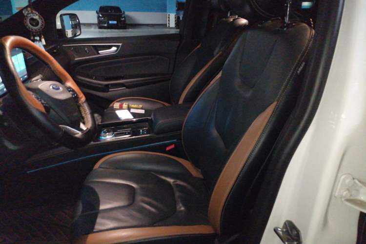 Used Ford Edge 2020 EcoBoost 245 4x4 ST-Line 7-Seater Left Front Seat