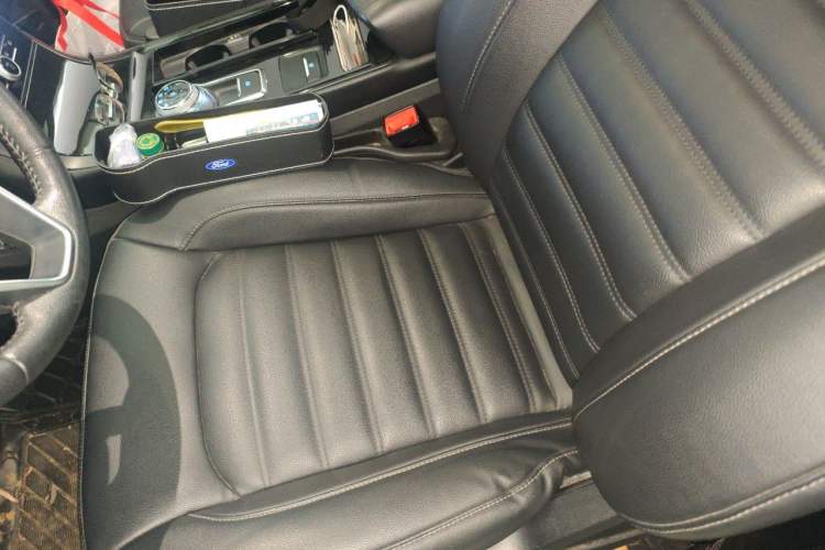 Used Ford Edge 2020 EcoBoost 245 Two-Wheel-Drive Platinum Edition 7-Seater Left Front Seat