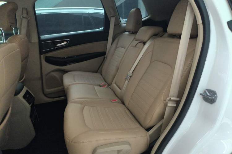 Used Ford Edge 2020 EcoBoost 245 Two-Wheel-Drive Titanium 5-Seater Left Rear Seat