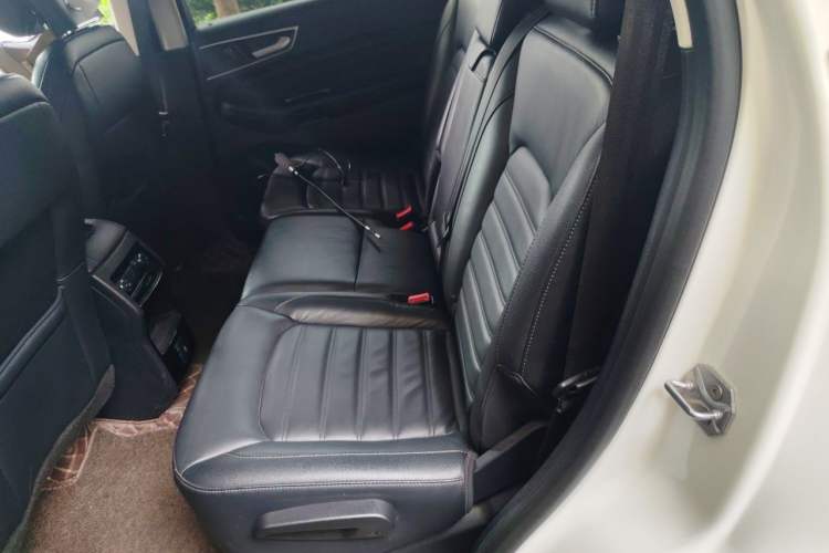 Used Ford Edge 2020 EcoBoost 245 Two-Wheel Drive Titanium 7-Seater Left Rear Seat