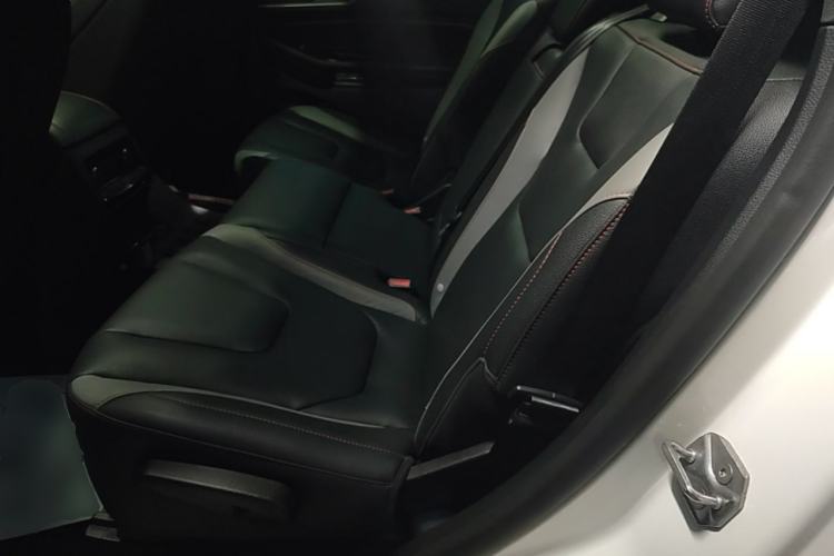 Used Ford Edge 2020 EcoBoost 245 4x4 ST-Line 7-Seater Left Rear Seat