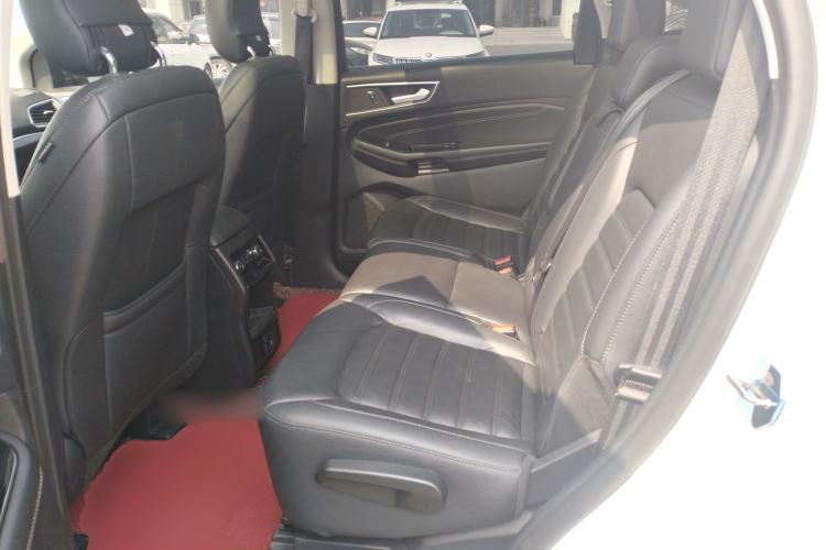 Used Ford Edge 2020 EcoBoost 245 Two-Wheel Drive Titanium 7-Seater Left Rear Seat