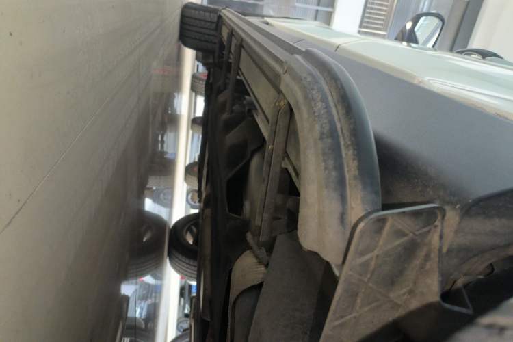 Used Ford Edge 2020 EcoBoost 245 Two-Wheel-Drive Titanium 5-Seater Left Side Sill
