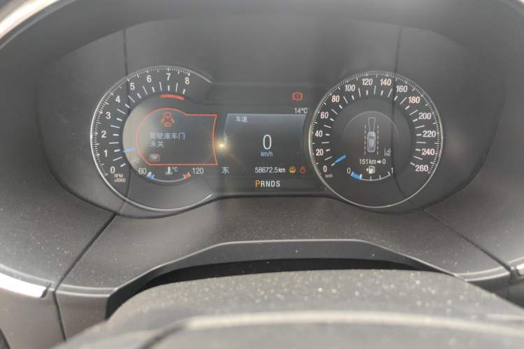 Used Ford Edge 2020 EcoBoost 245 Two-Wheel Drive Titanium 7-Seater Odometer Close Up