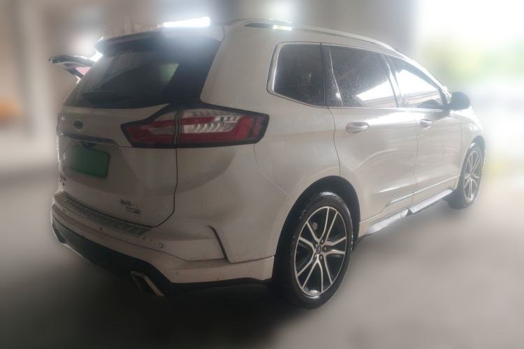 Used Ford Edge 2020 EcoBoost 245 Two-Wheel Drive Titanium 7-Seater Rear Right 45 Deg