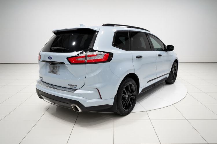 Used Ford Edge 2020 EcoBoost 245 Two-Wheel Drive Titanium 7-Seater Rear Right 45 Deg