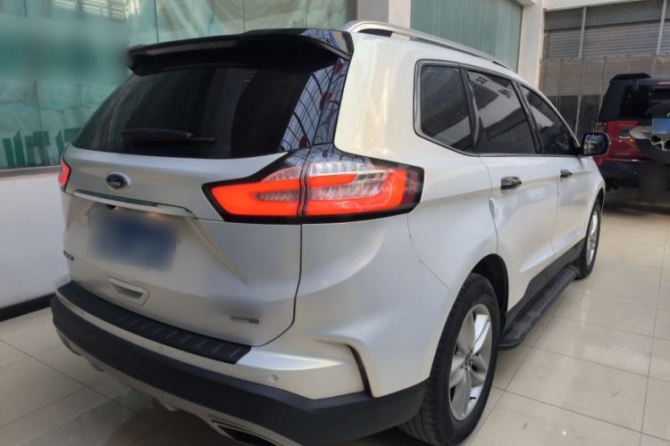 Used Ford Edge 2020 EcoBoost 245 Two-Wheel-Drive Titanium 5-Seater Rear Right 45 Deg