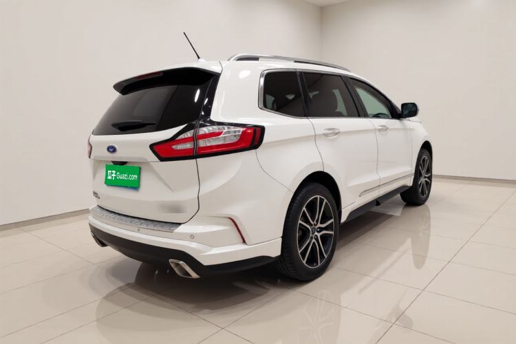 Used Ford Edge 2020 EcoBoost 245 Two-Wheel Drive Titanium 7-Seater Rear Right 45 Deg