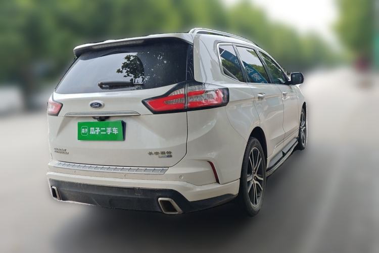Used Ford Edge 2020 EcoBoost 245 Two-Wheel Drive Titanium 7-Seater Rear Right 45 Deg