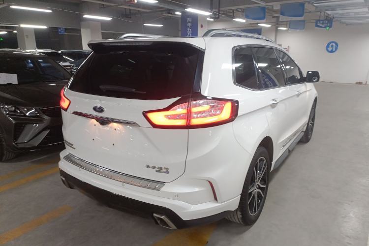 Used Ford Edge 2020 EcoBoost 245 Two-Wheel Drive Titanium 7-Seater Rear Right 45 Deg