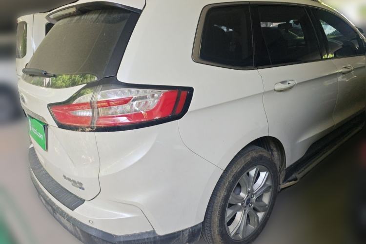 Used Ford Edge 2020 EcoBoost 245 Two-Wheel-Drive Platinum Edition 7-Seater Rear Right 45 Deg