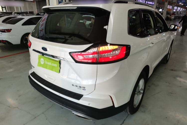 Used Ford Edge 2020 EcoBoost 245 Two-Wheel-Drive Titanium 5-Seater Rear Right 45 Deg