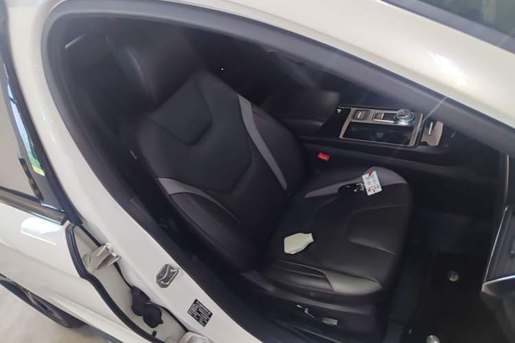 Used Ford Edge 2020 EcoBoost 245 2WD ST-Line 5-seater Right Front Seat