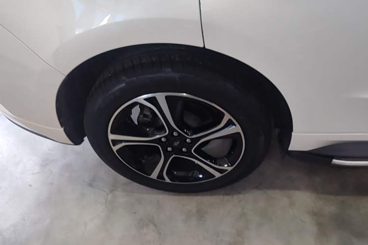 Used Ford Edge 2020 EcoBoost 245 2WD ST-Line 5-seater Right Rear Wheel Hub