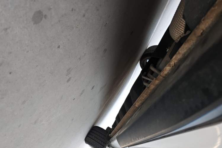 Used Ford Edge 2020 EcoBoost 245 Two-Wheel Drive Titanium 7-Seater Right Side Sill