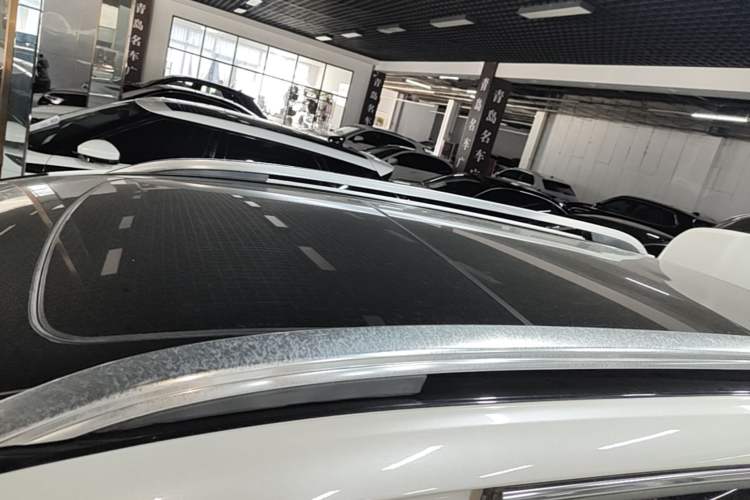 Used Ford Edge 2020 EcoBoost 245 Two-Wheel Drive Titanium 7-Seater Roof