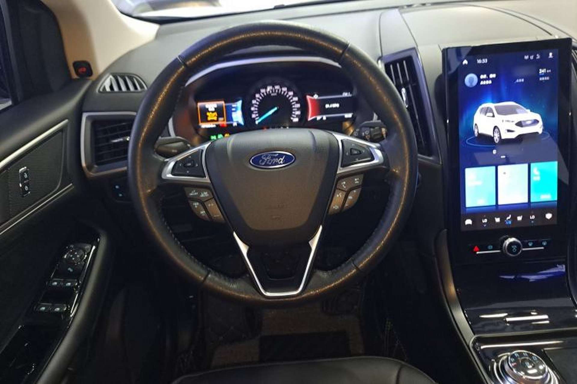 Used Ford Edge 2020 EcoBoost 245 Two-Wheel-Drive Platinum Edition 7-Seater Steering Wheel