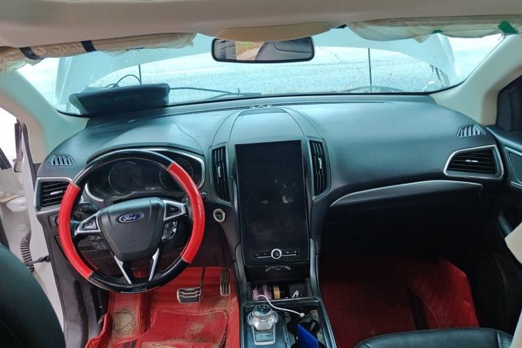 Used Ford Edge 2020 EcoBoost 245 Two-Wheel Drive Titanium 7-Seater Steering Wheel