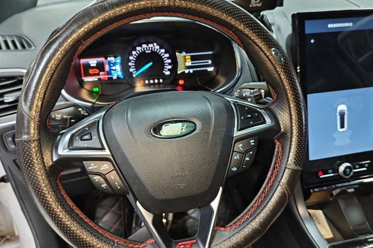 Used Ford Edge 2020 EcoBoost 245 4x4 ST-Line 7-Seater Steering Wheel