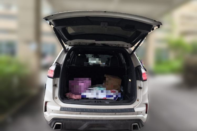 Used Ford Edge 2020 EcoBoost 245 4x4 ST-Line 7-Seater Trunk