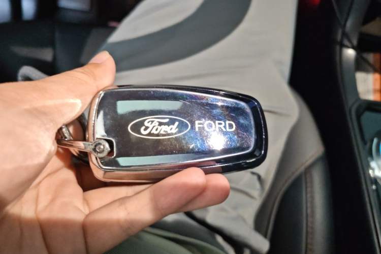 Used Ford Edge 2020 EcoBoost 245 4x4 ST-Line 7-Seater Vehicle Key