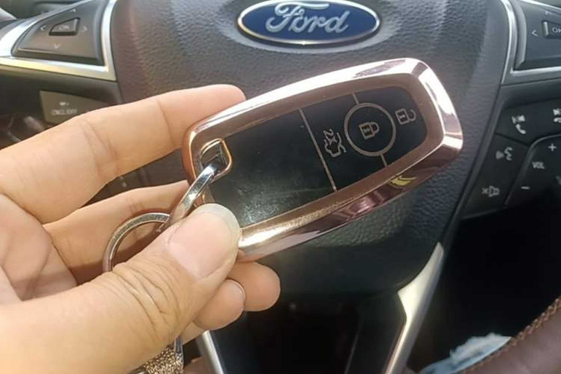 Used Ford Edge 2020 EcoBoost 245 Two-Wheel Drive Titanium 7-Seater Vehicle Key