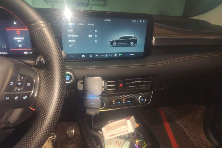 Used Ford Edge 2021 Facelifted PLUS EcoBoost 245 Two-Wheel Drive XLT 7-Seater Audio And AC Panel