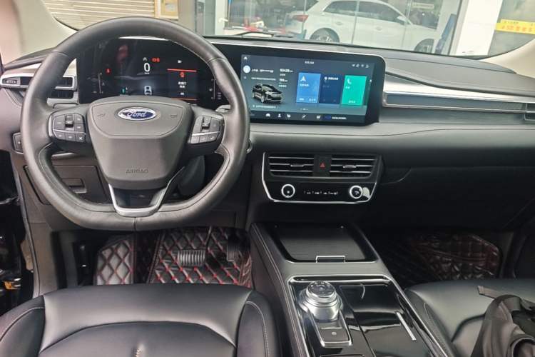 Used Ford Edge 2021 PLUS EcoBoost 245 Two-Wheel-Drive Platinum Edition 5 Seats Center Console
