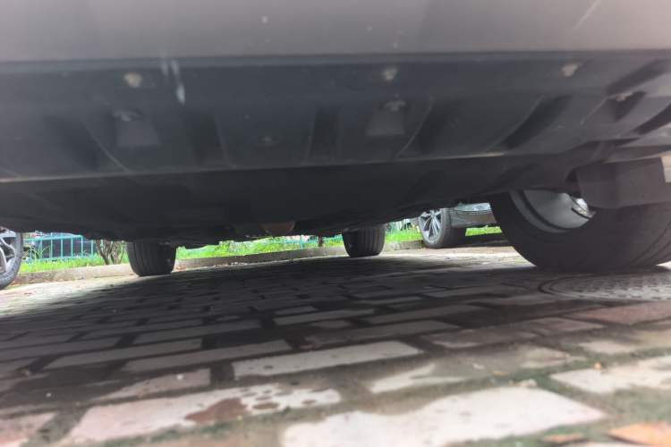 Used Ford Edge 2021 PLUS EcoBoost 245 Two-Wheel-Drive Titanium 7-Seater Chassis Front