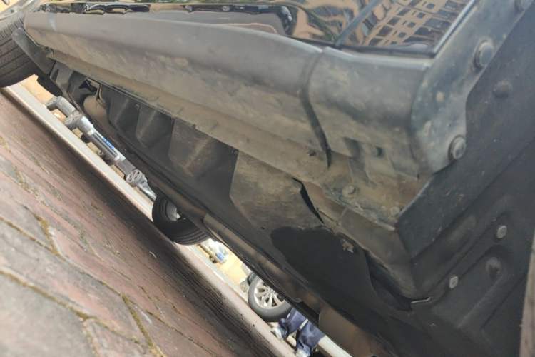 Used Ford Edge 2021 PLUS EcoBoost 245 Two-Wheel-Drive Titanium 7-Seater Chassis Front Right