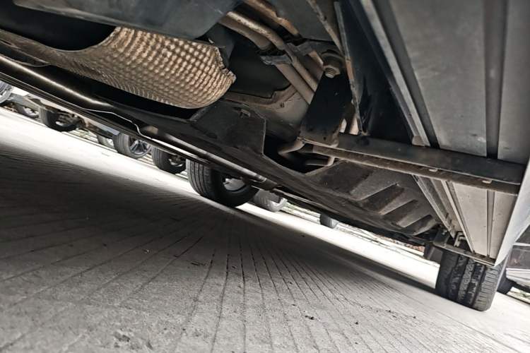 Used Ford Edge 2021 PLUS EcoBoost 245 Two-Wheel-Drive Titanium 7-Seater Chassis Rear Right