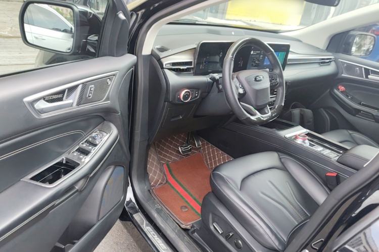 Used Ford Edge 2021 PLUS EcoBoost 245 Two-Wheel-Drive Titanium 7-Seater Driver Seat