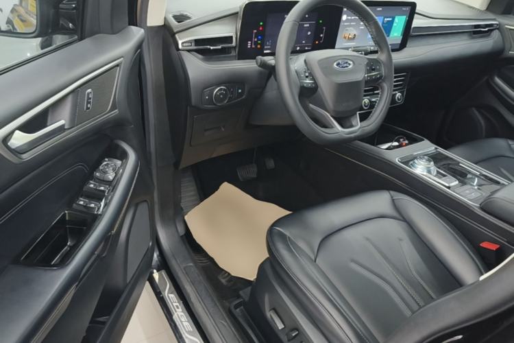 Used Ford Edge 2021 PLUS EcoBoost 245 Two-Wheel-Drive Platinum Edition 5 Seats Driver Seat