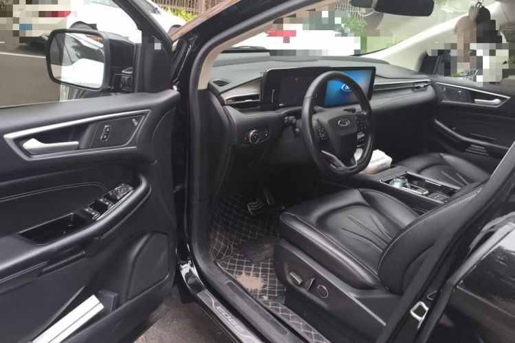 Used Ford Edge 2021 PLUS EcoBoost 245 Two-Wheel-Drive Titanium 7-Seater Driver Seat