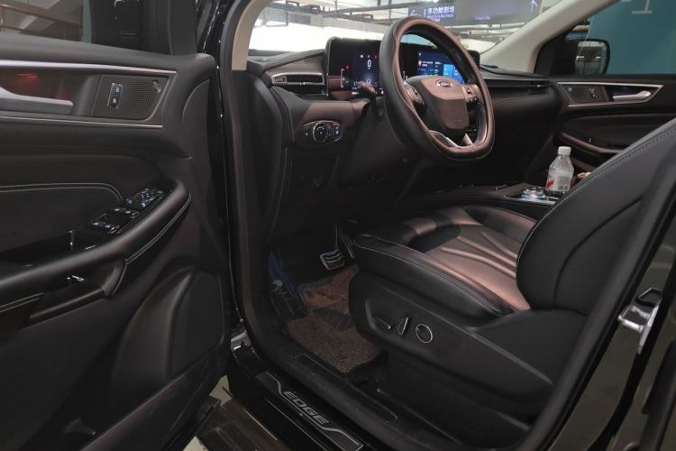 Used Ford Edge 2021 PLUS EcoBoost 245 Two-Wheel-Drive Titanium 7-Seater Driver Seat