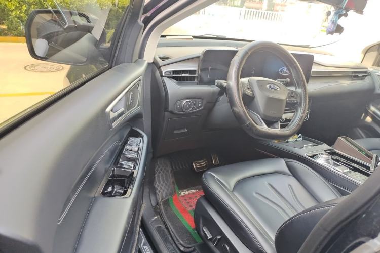 Used Ford Edge 2021 Facelifted PLUS EcoBoost 245 Two-Wheel Drive XLT 7-Seater Driver Seat