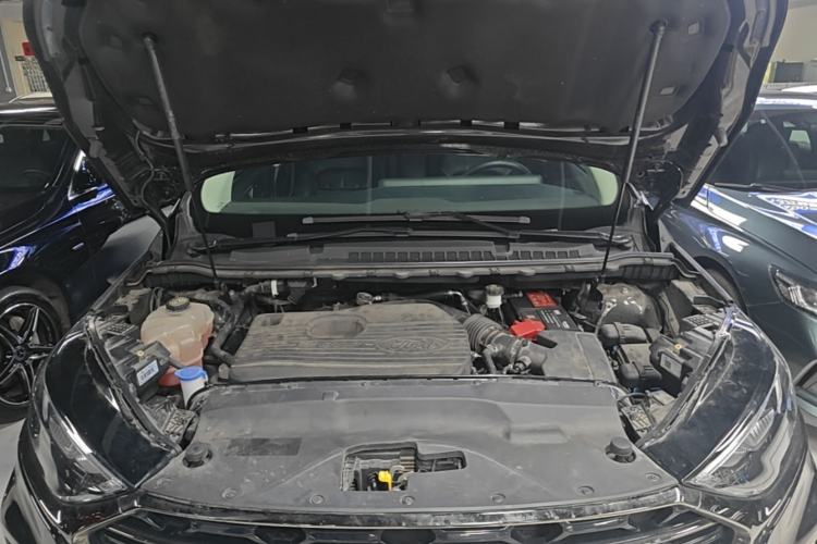 Used Ford Edge 2021 PLUS EcoBoost 245 Two-Wheel-Drive Titanium 7-Seater Engine Bay