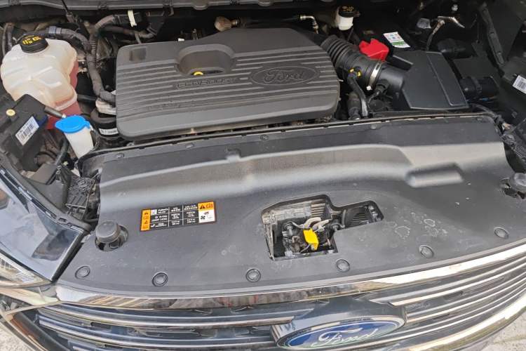 Used Ford Edge 2021 PLUS EcoBoost 245 Two-Wheel-Drive Platinum Edition 5 Seats Engine Bay