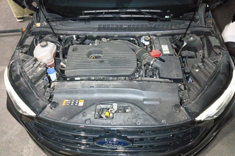 Used Ford Edge 2021 PLUS EcoBoost 245 Four-Wheel Drive Titanium Edition 7-Seater Engine Bay