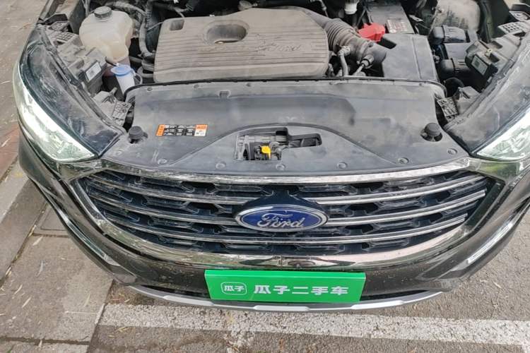 Used Ford Edge 2021 PLUS EcoBoost 245 Two-Wheel-Drive Titanium 7-Seater Engine Bay