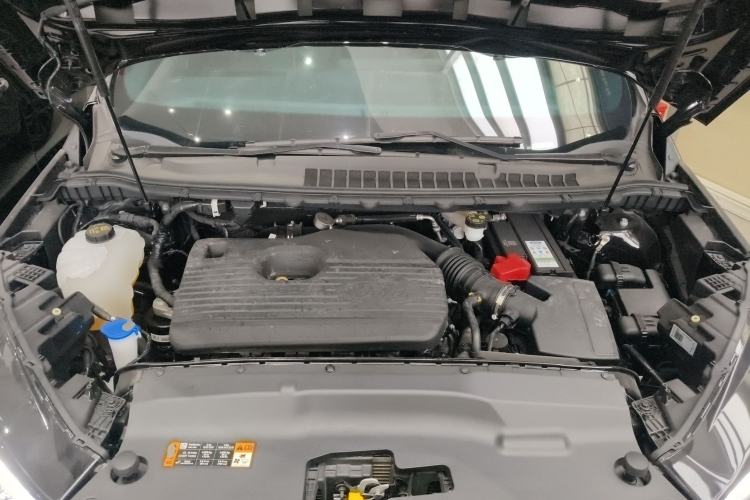 Used Ford Edge 2021 PLUS EcoBoost 245 Two-Wheel-Drive ST-Line 5-Seater Engine Bay